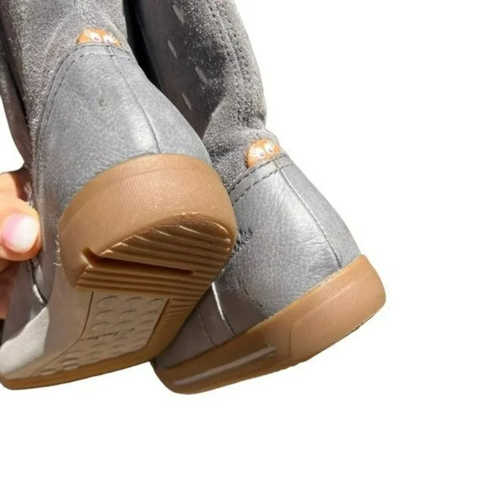 Clark’s Childrens Winter Snow Boots Side Zip Girl's Size 9.5 Gray Suede Leather